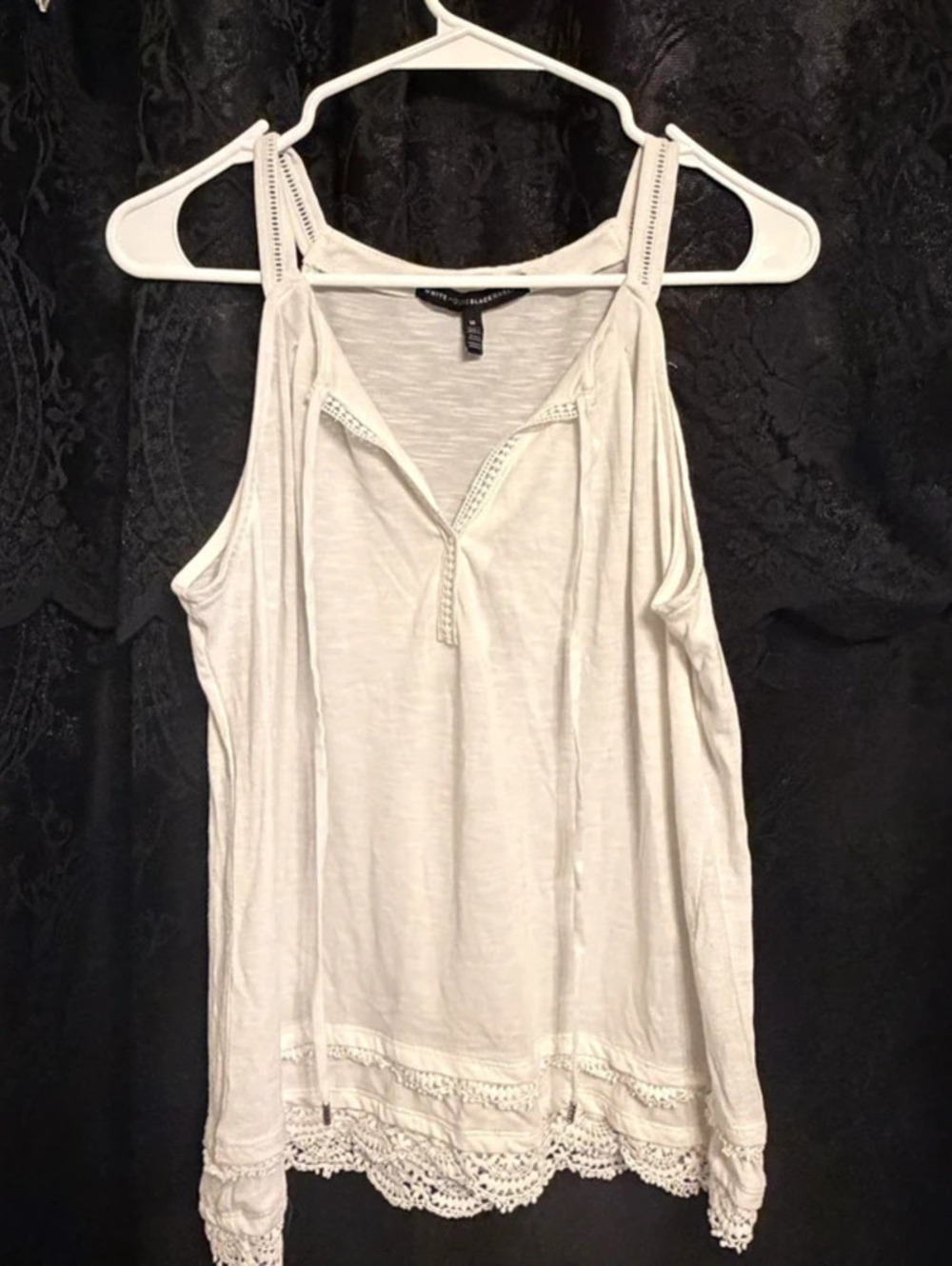 White House Black Market size medium summer top